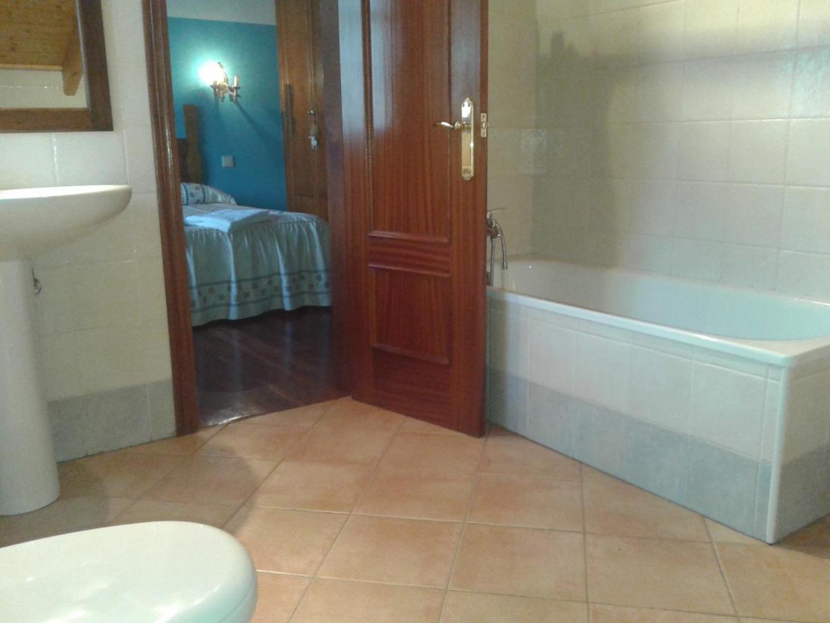 La Ermita Villa Camaleno Room photo